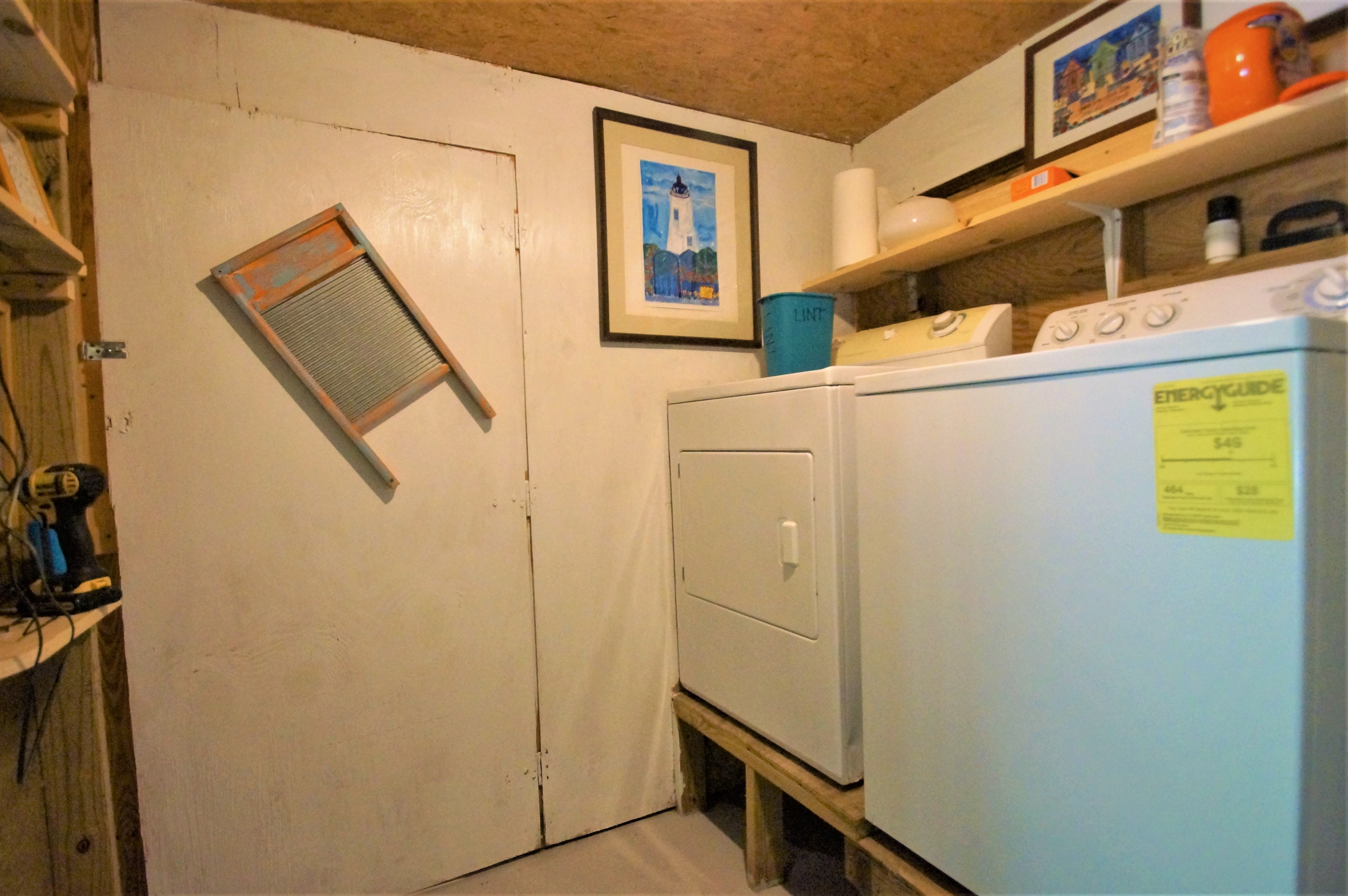 Washer and Dryer, Ground Level
