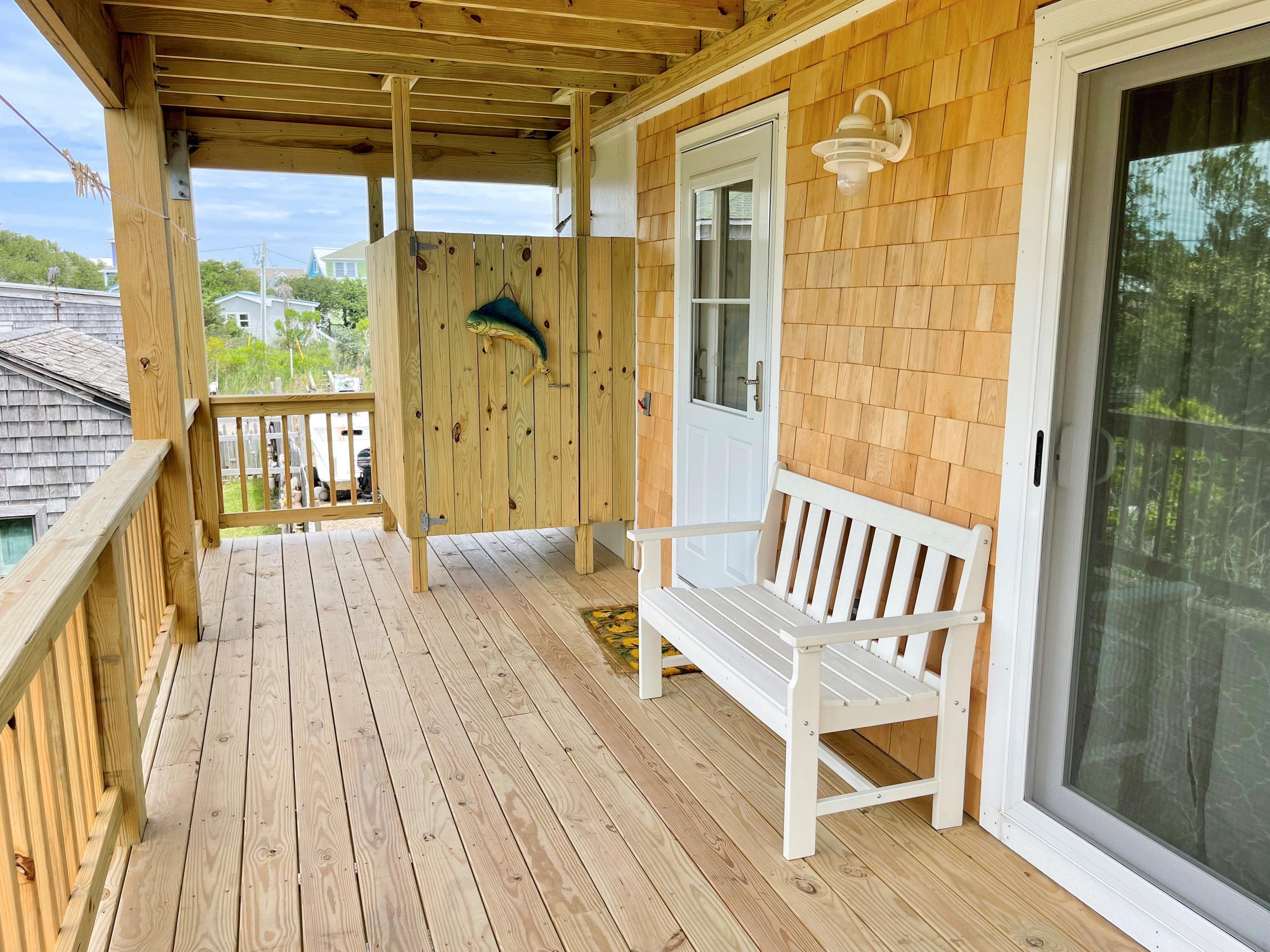 Front Entry Deck with Outdoor Shower