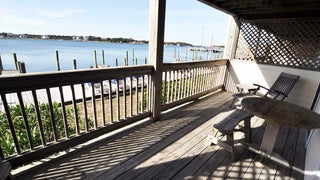 Deck+Overlooking+Silver+Lake+Harbor