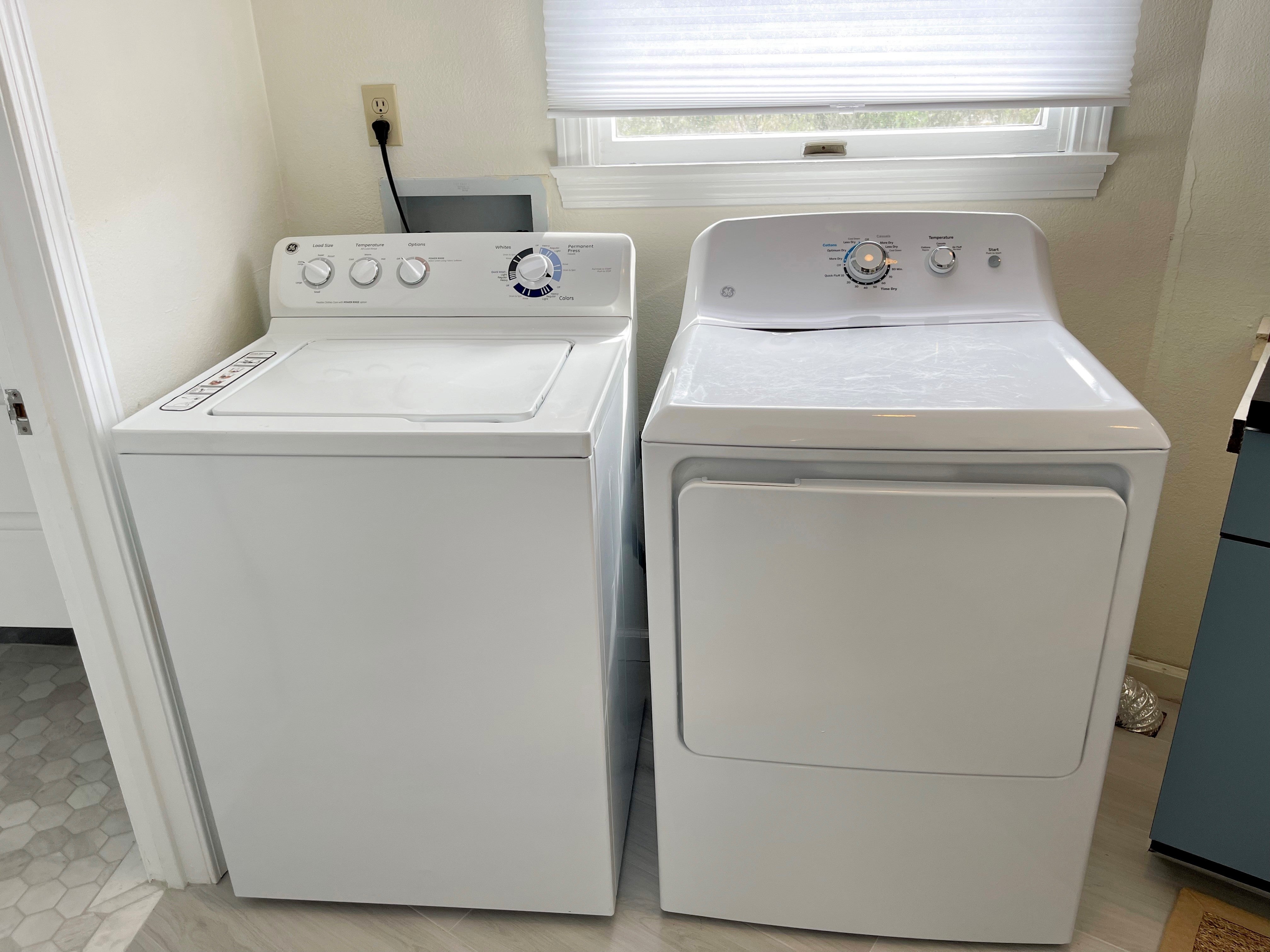 Washer and Dryer, Main House