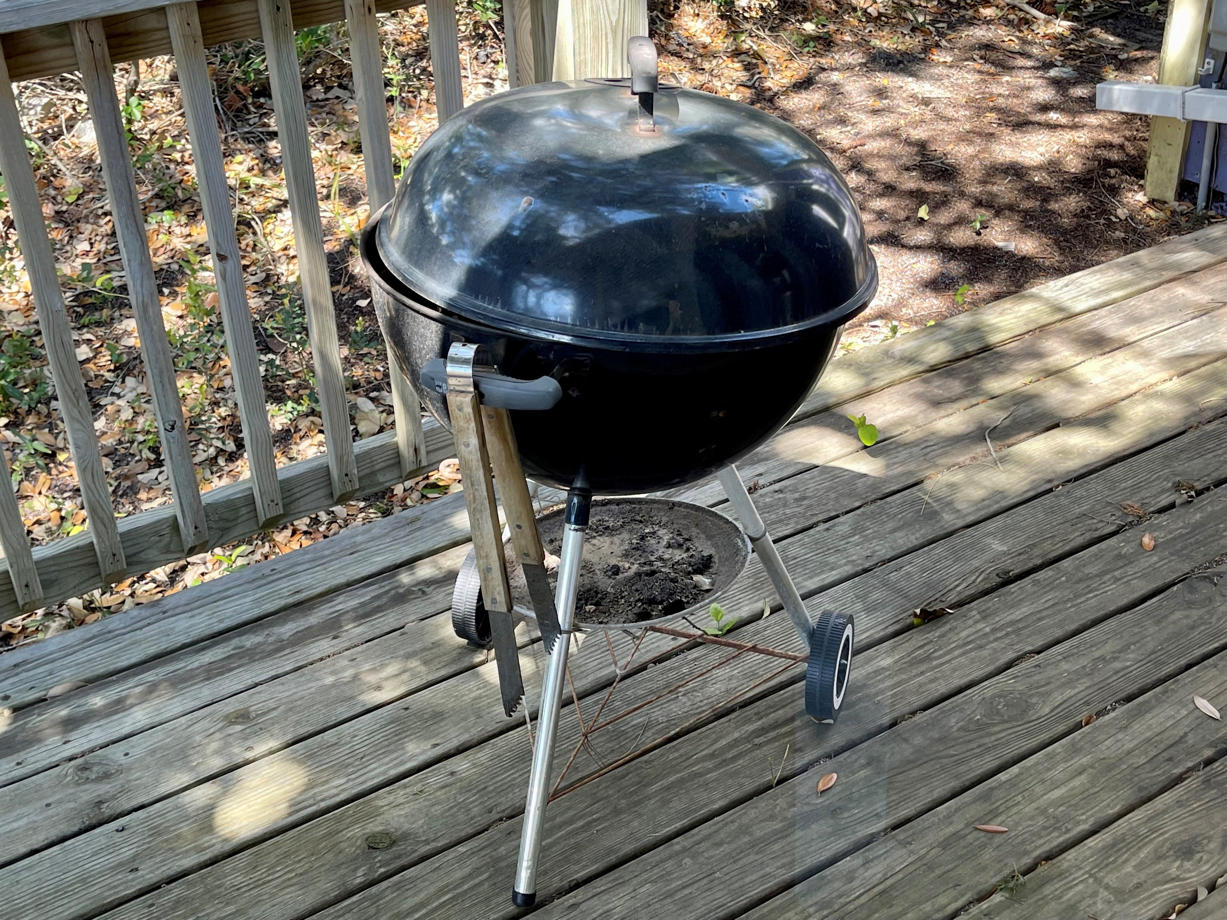 Side Deck, Charcoal Grill