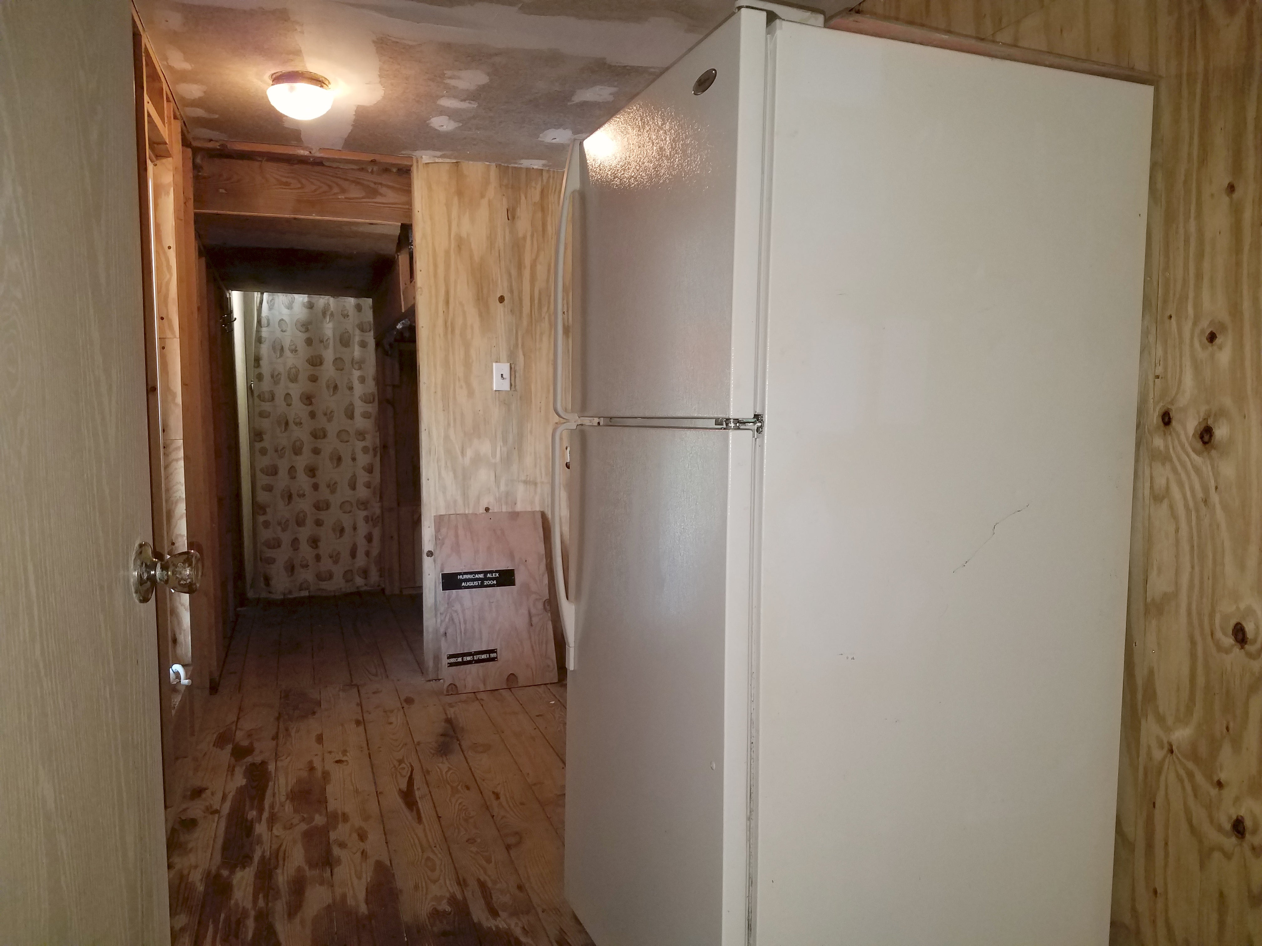 Additional Refrigerator, Ground Level