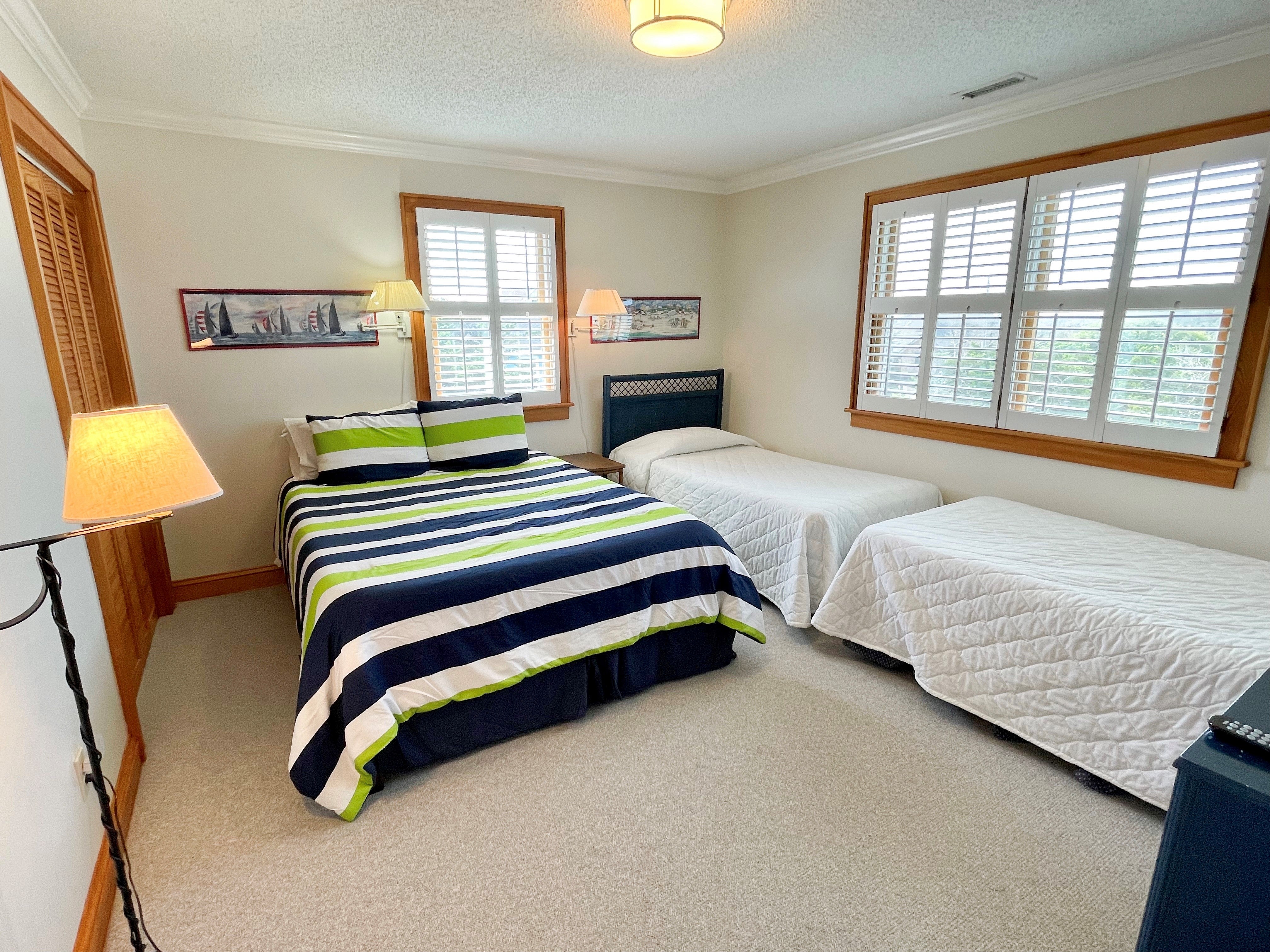 Two Twin Beds and a Queen Bed, Second Floor