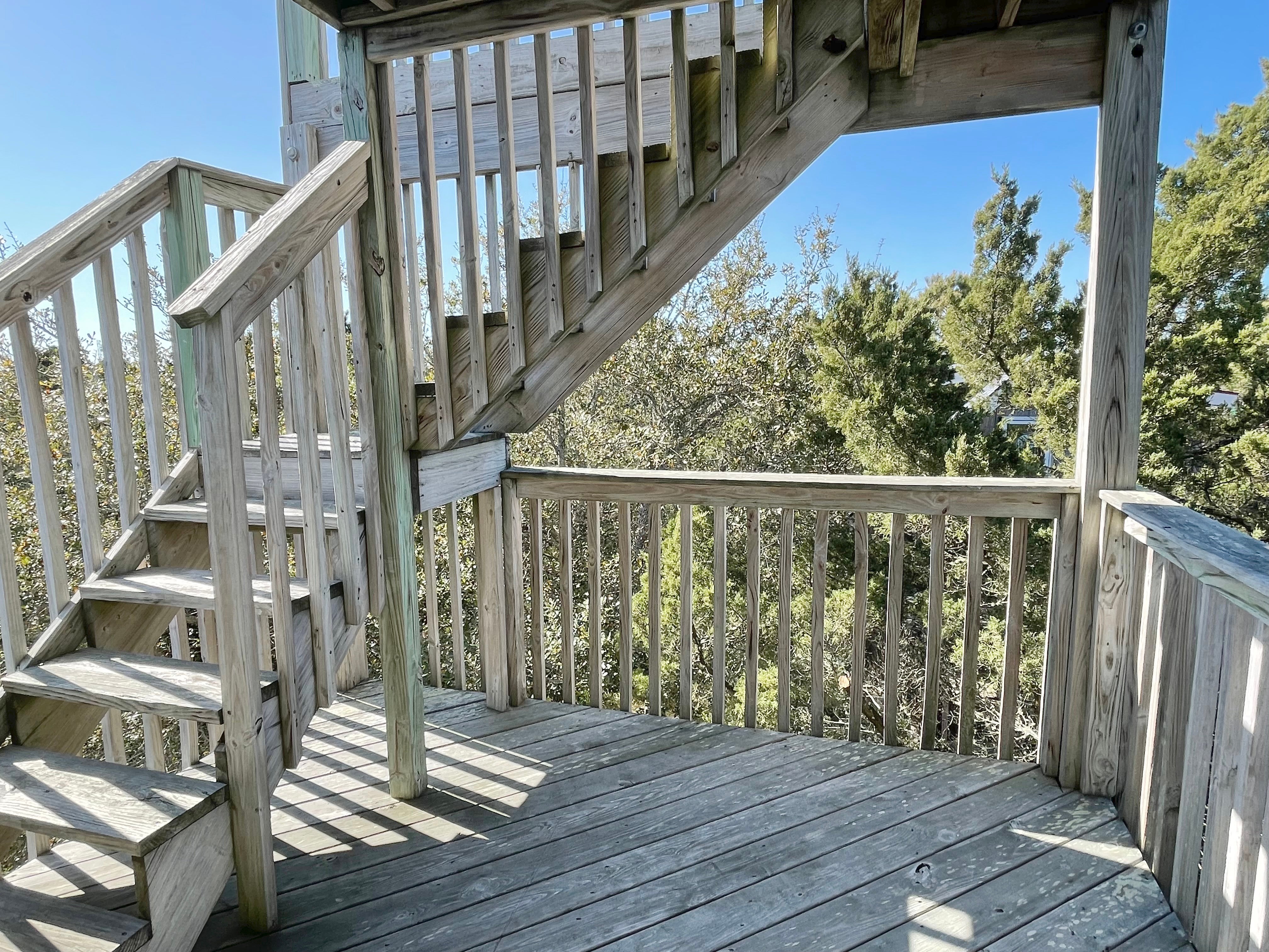 Rear Entry Deck and Lookout Deck Stairs