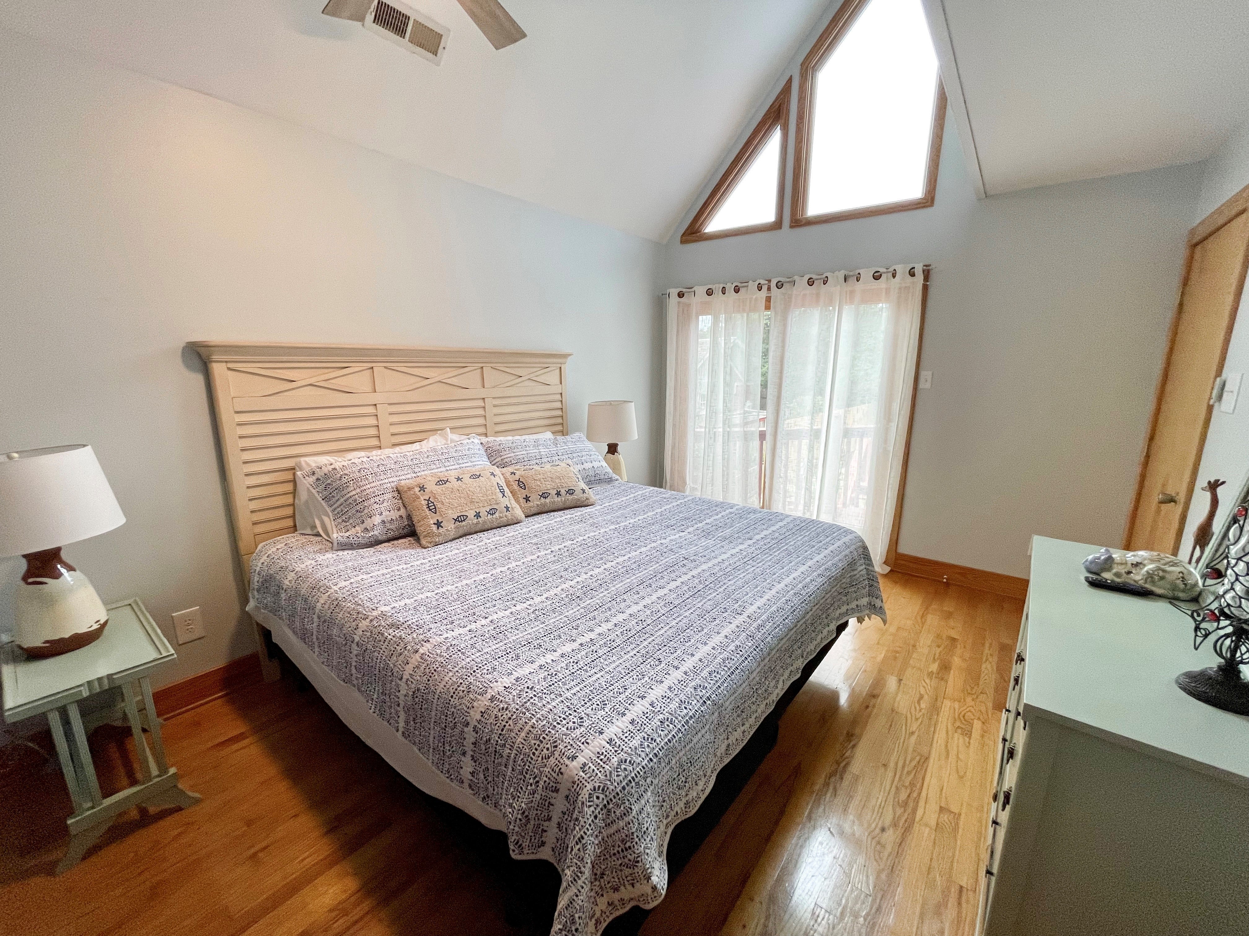 King Bedroom with Three Twins, Deck Access, First Floor, SeaClusion II