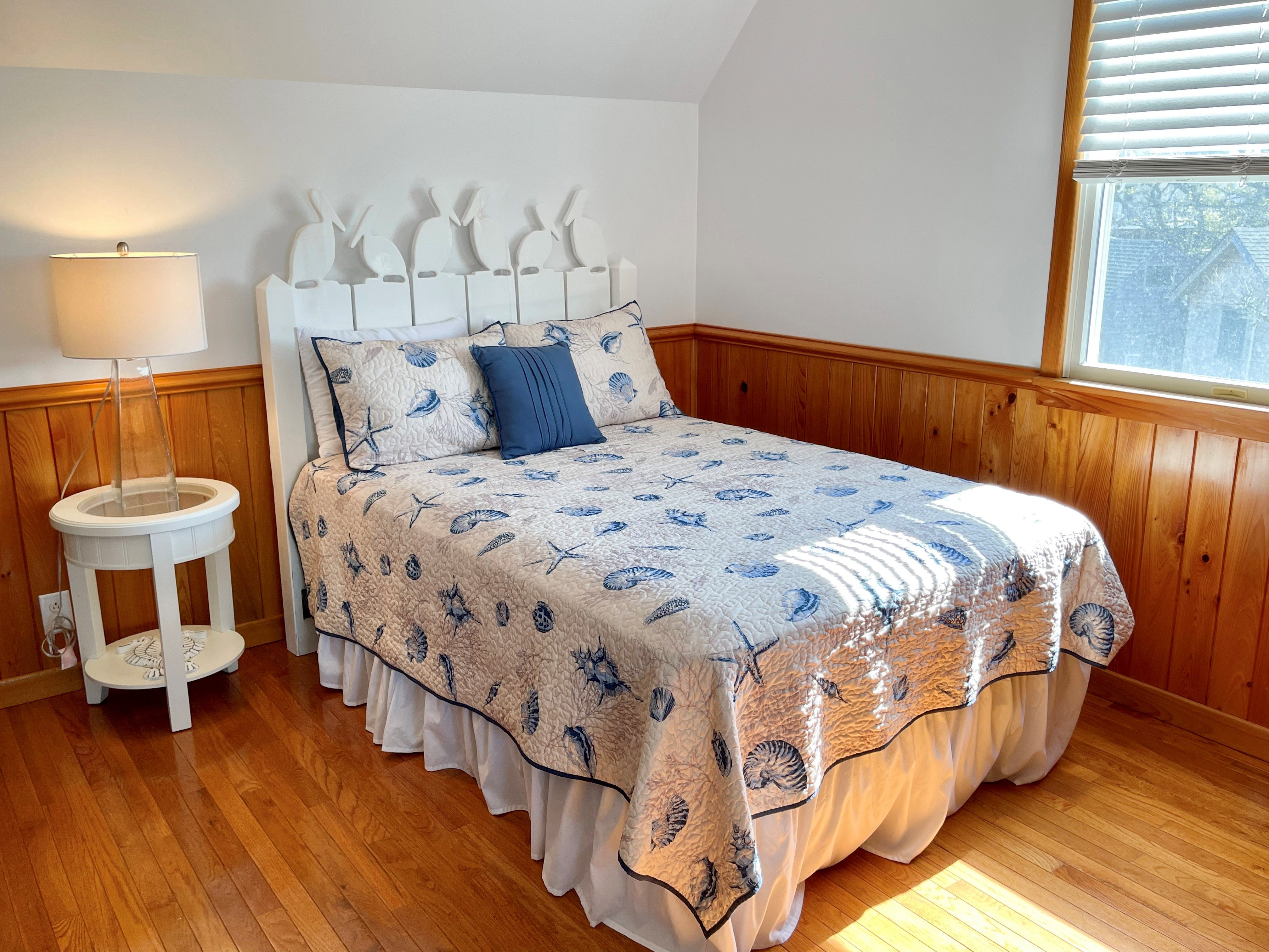 Double Bed and Twin Bed, Second Floor