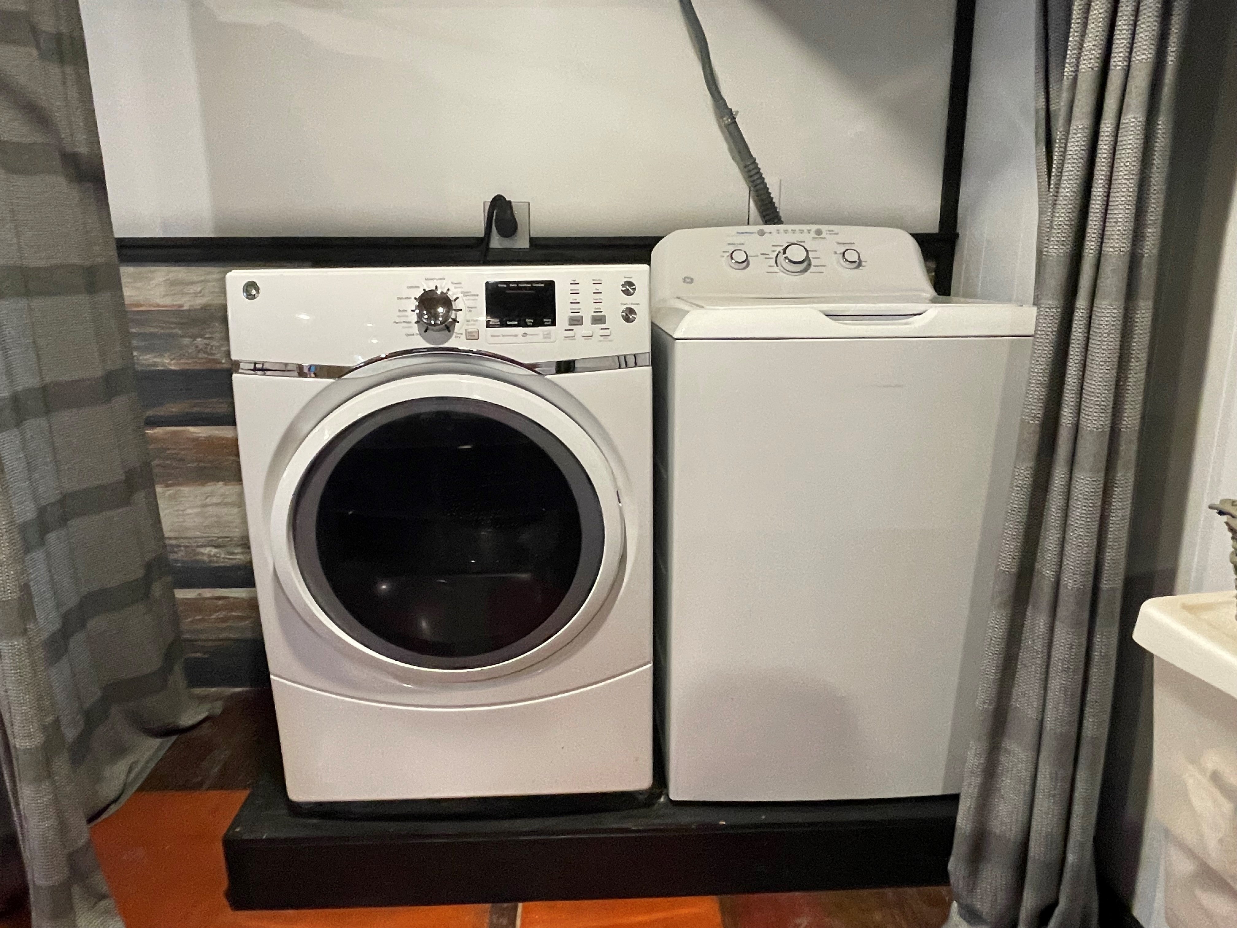 Washer and Dryer, SeaClusion I
