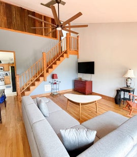 Living Area, First Floor