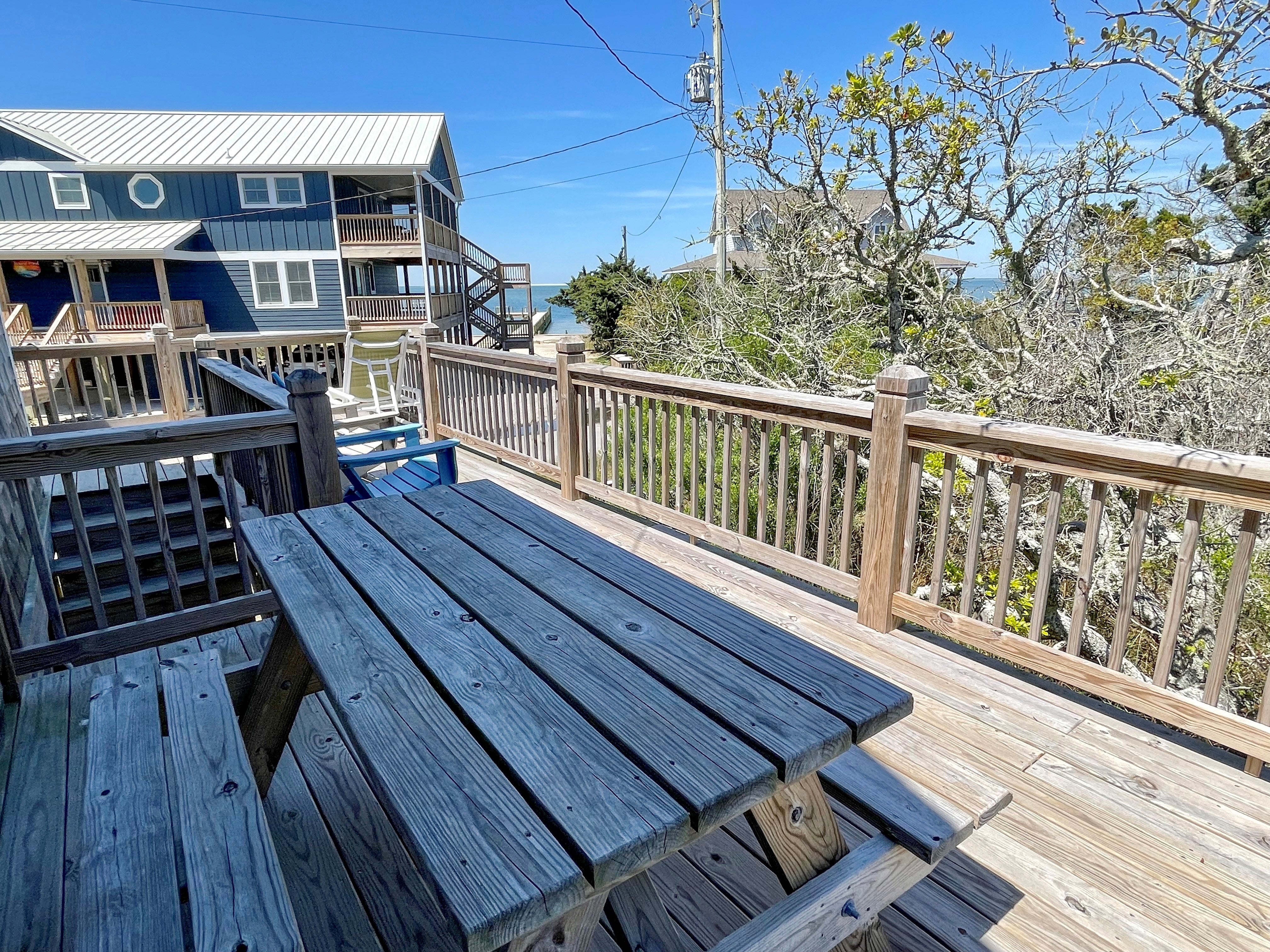 Picnic Table on the Side Deck