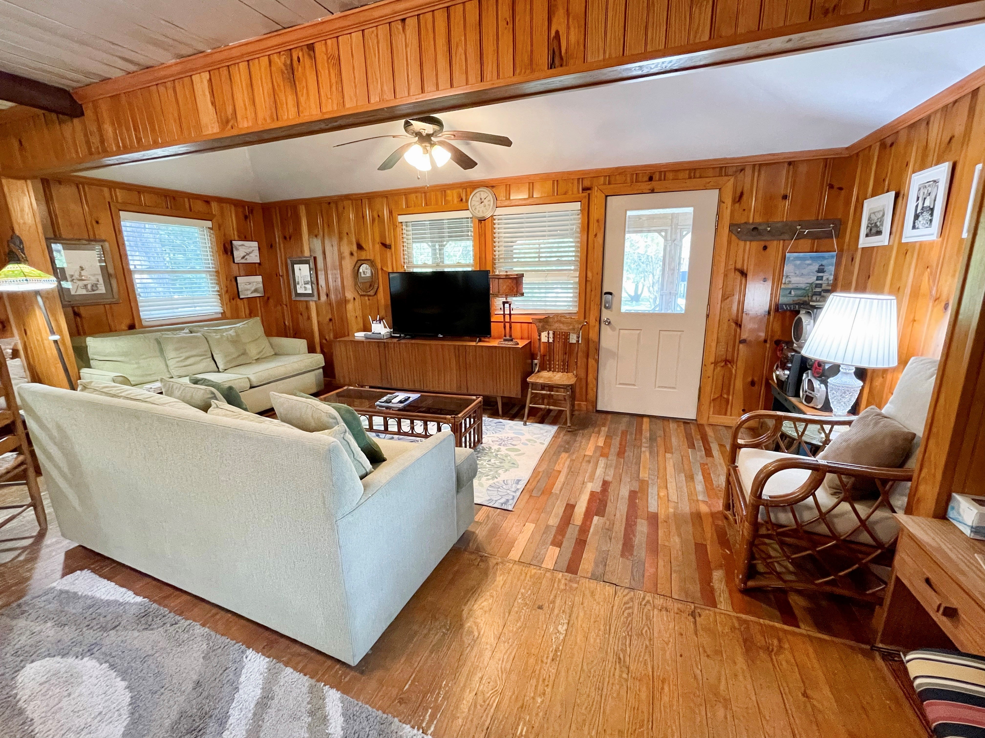 Living Area with TV, First Floor with Screened Porch Access
