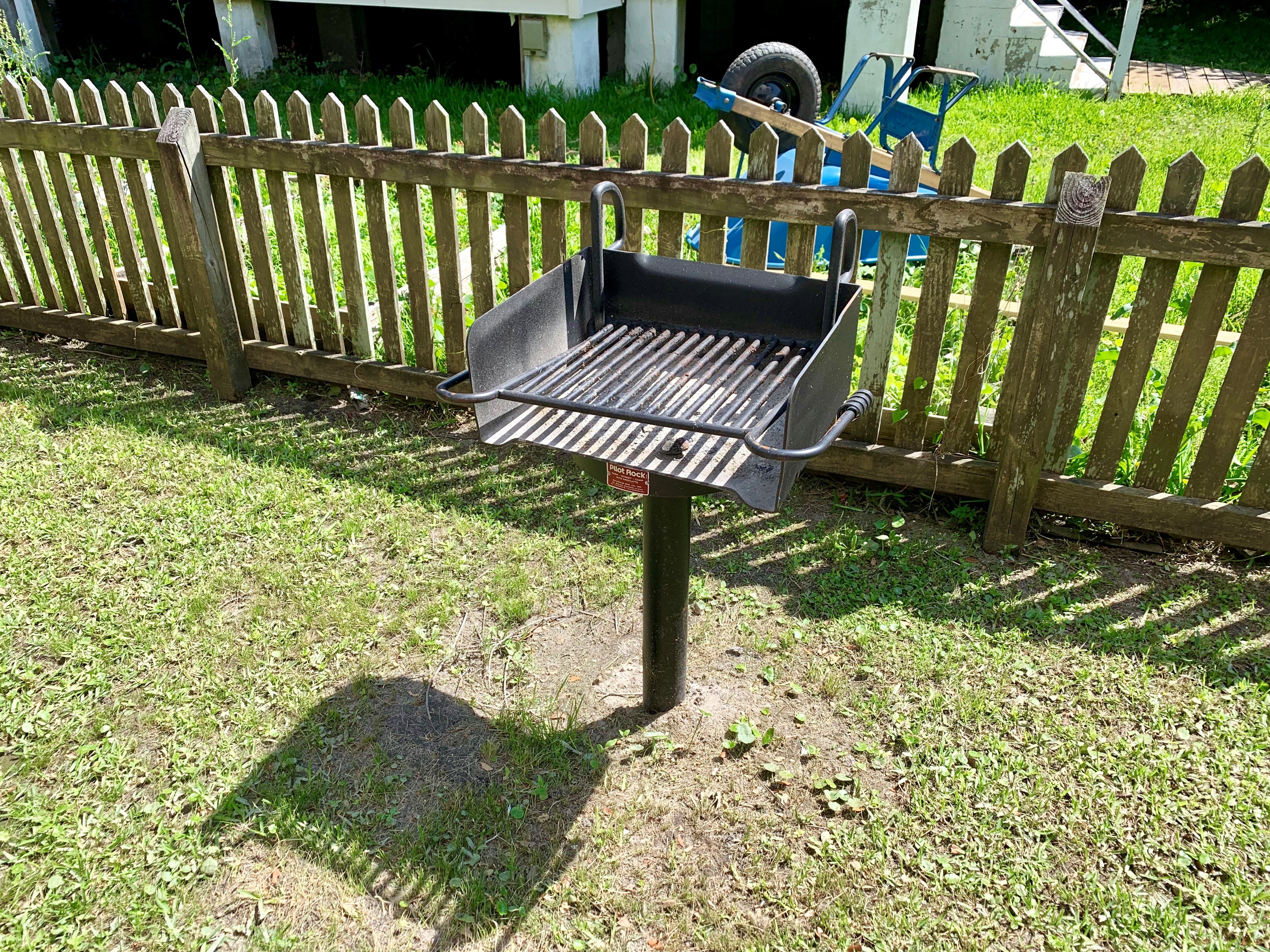 Park Style Charcoal Grill
