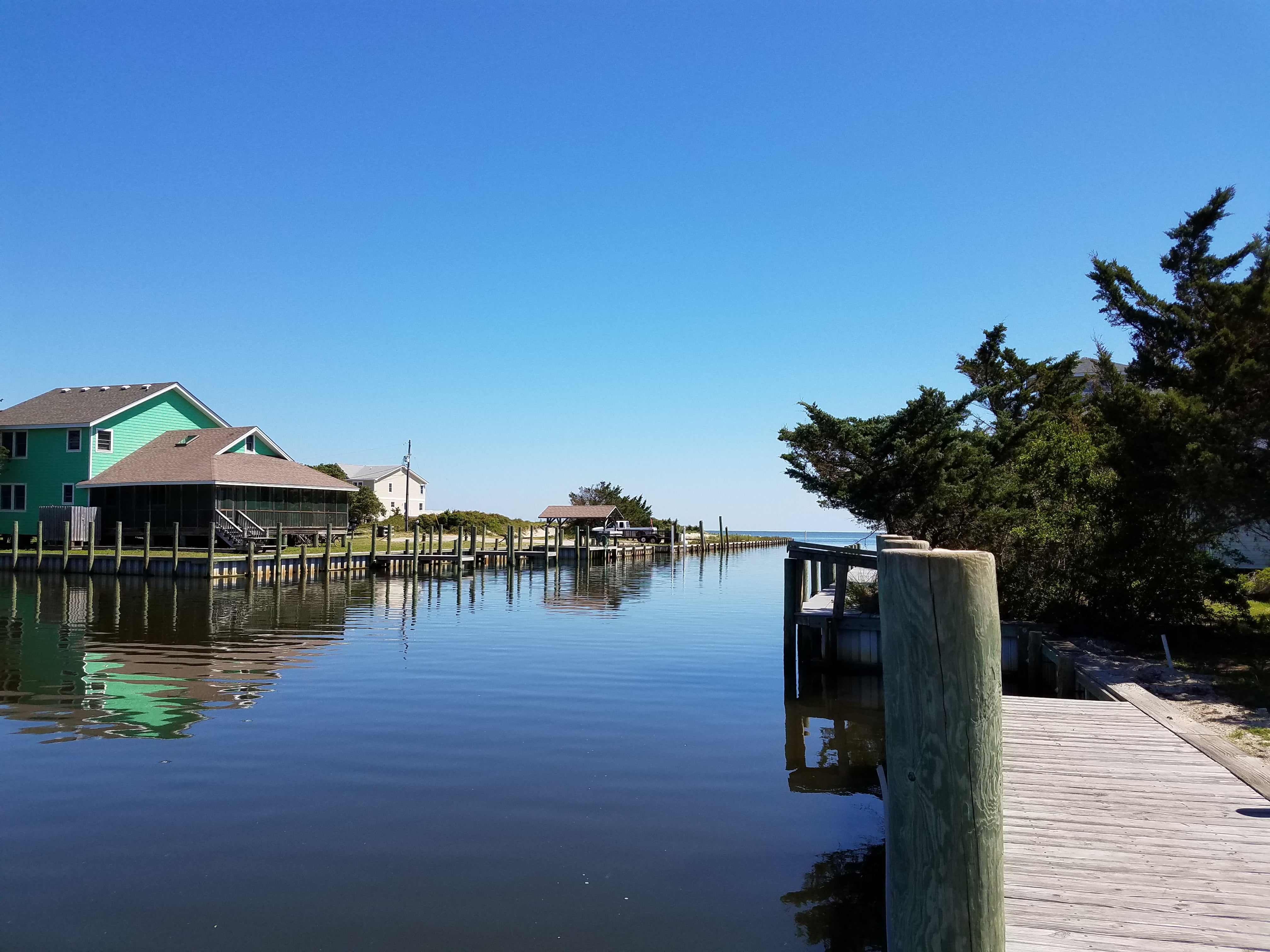 Canal Front with Easy Access to Pamlico Sound