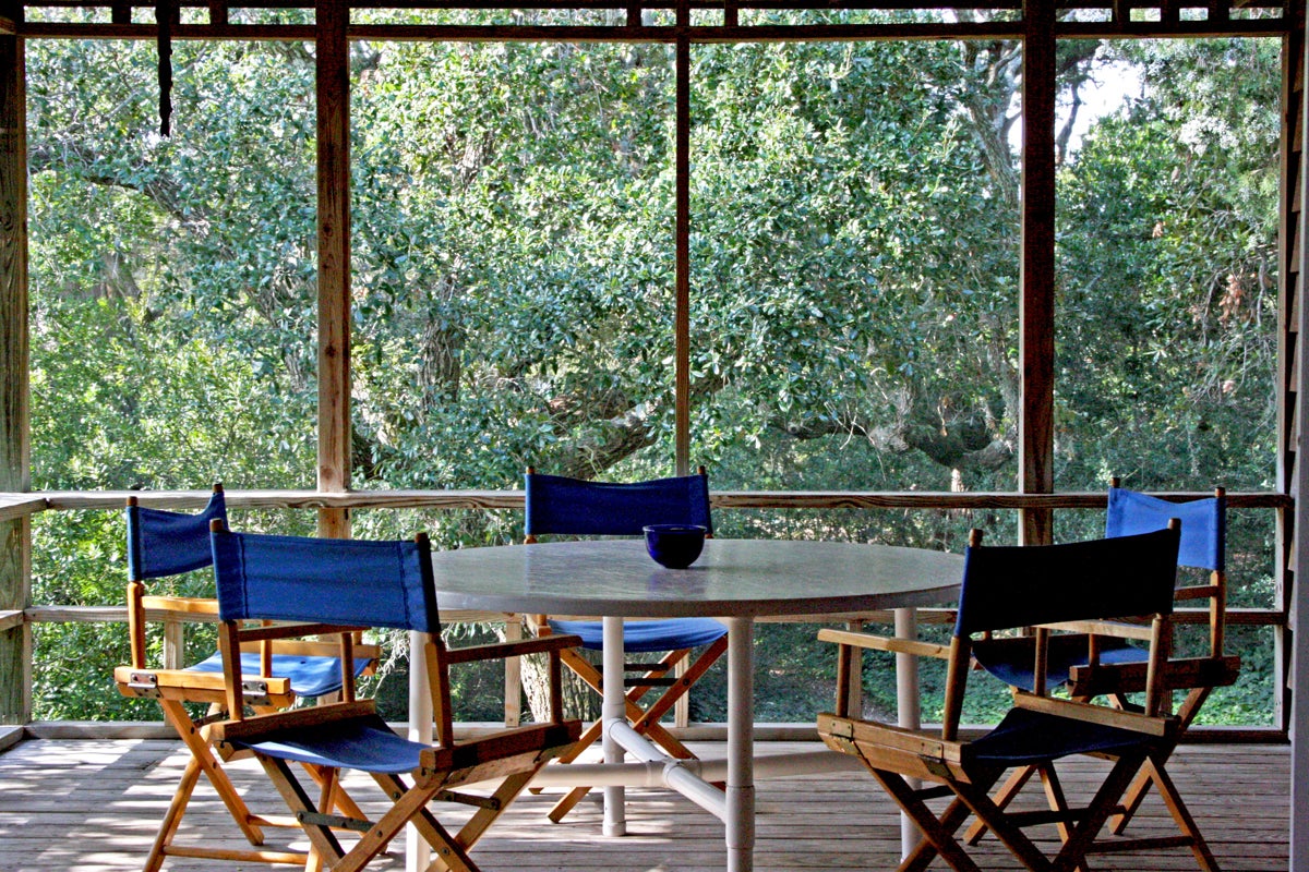 Screened Porch with Dining