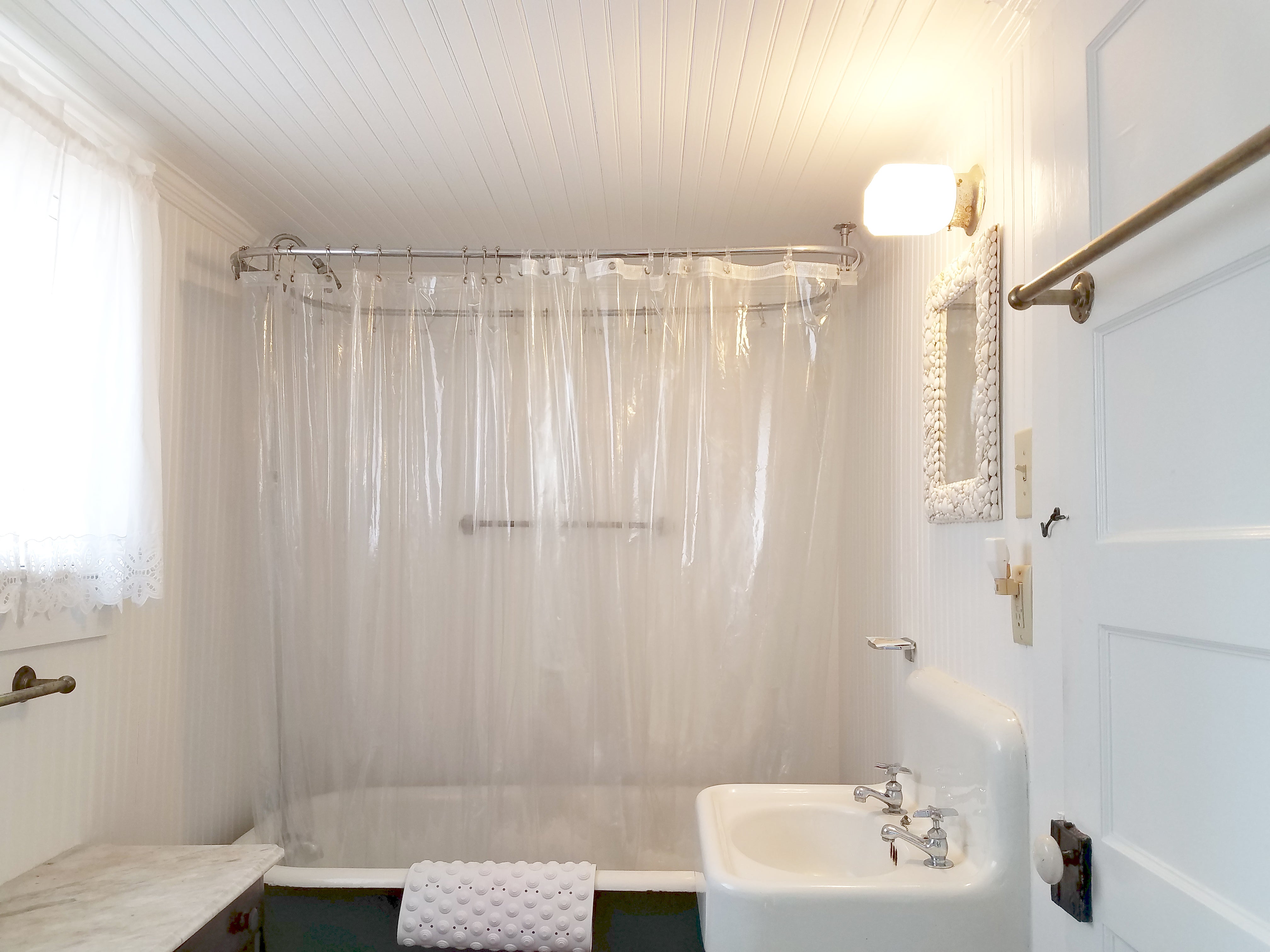 Bath with TubShower, First Floor, Access from King Bedroom and Outside