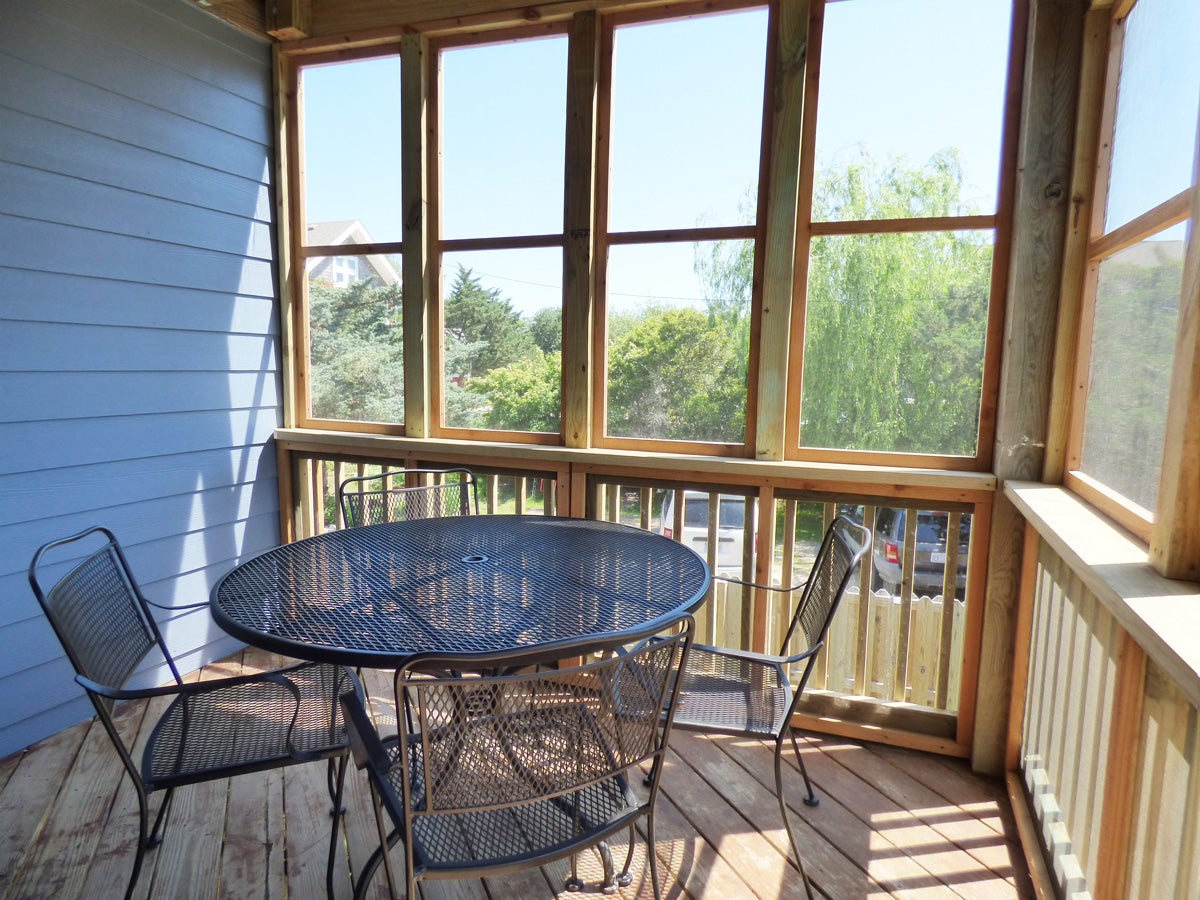 Screened Porch Cafe Table