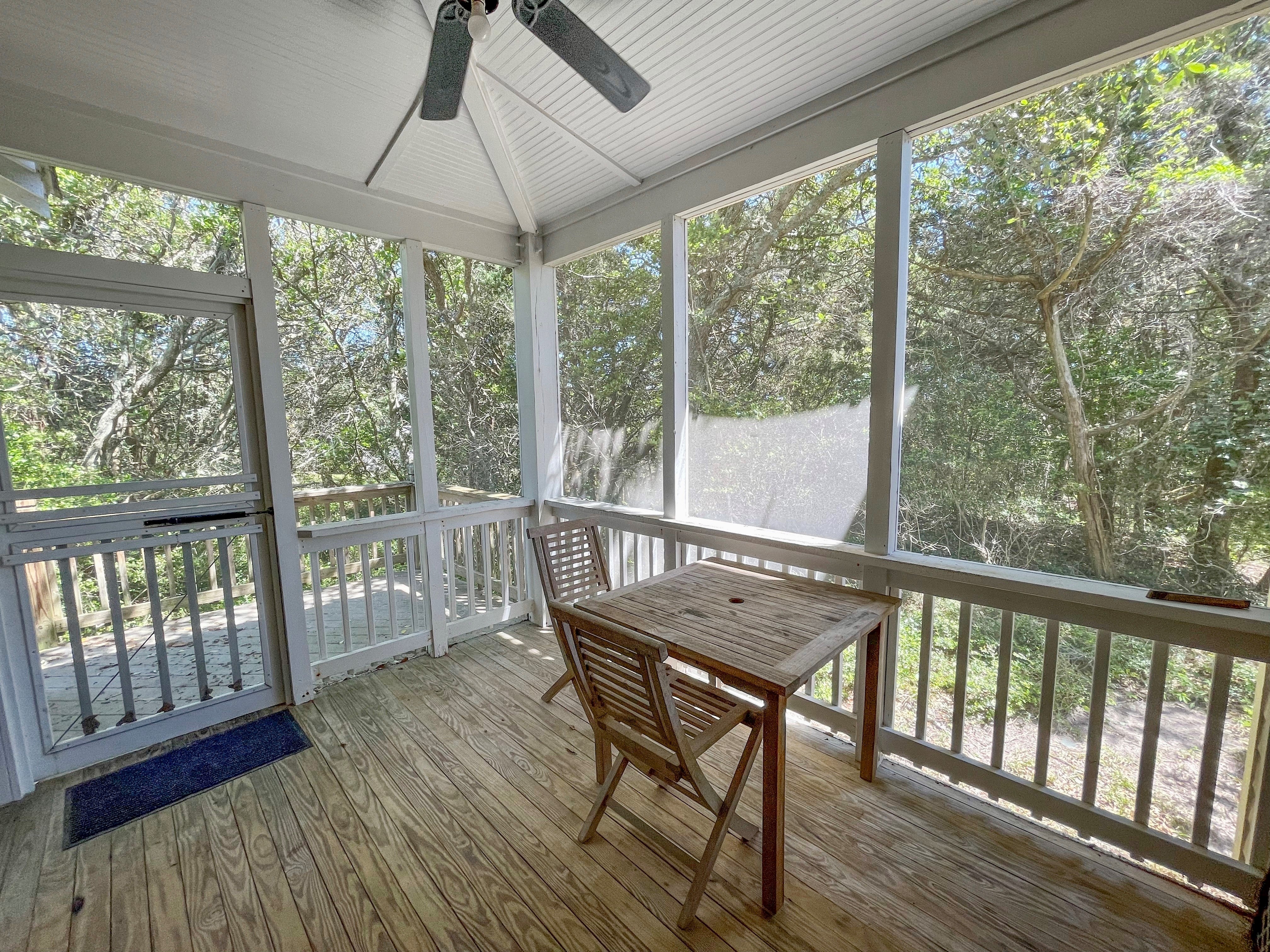 Screened Porch Off Kitchen - Sounds Perfect